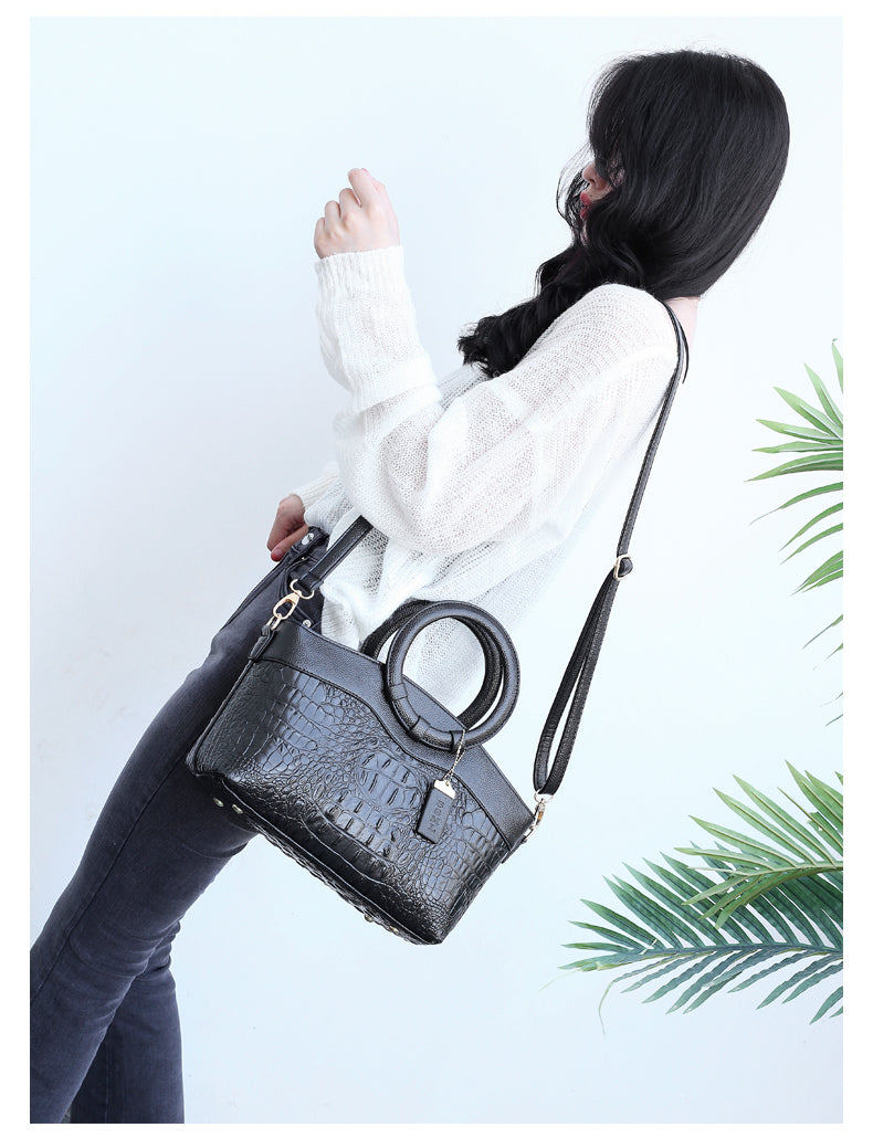 Retro crocodile pattern handbag